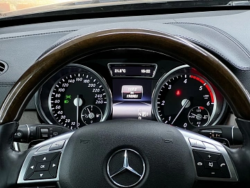 Mercedes-Benz GL-Класс, 2015г, полный привод, автомат