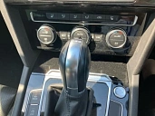 Volkswagen Passat, 2017г., передний привод, робот