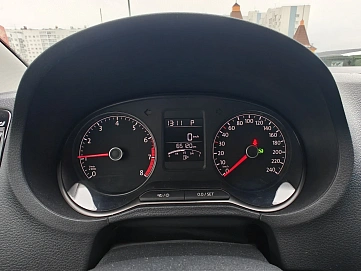 Volkswagen Polo, 2019г, передний привод, автомат