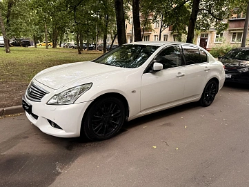 Infiniti G, 2011г, задний привод, автомат