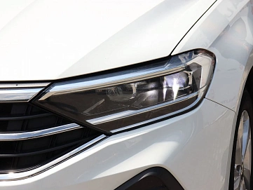 Volkswagen Polo, 2021г, передний привод, робот