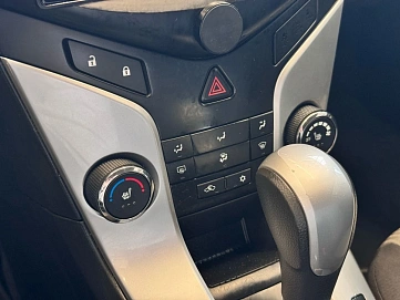 Chevrolet Cruze, 2012г, передний привод, автомат