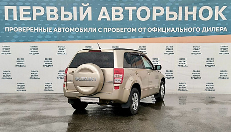 Suzuki , 2010г., передний привод, автомат