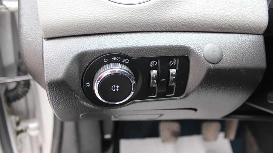 Chevrolet Cruze, 2012г., передний привод, механика