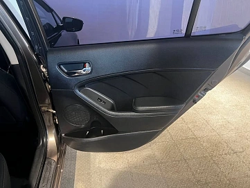 Kia Cerato, 2013г, передний привод, автомат
