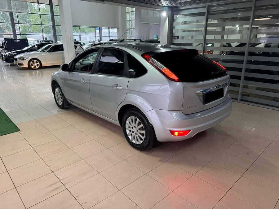 Ford Focus, 2009г., передний привод, механика