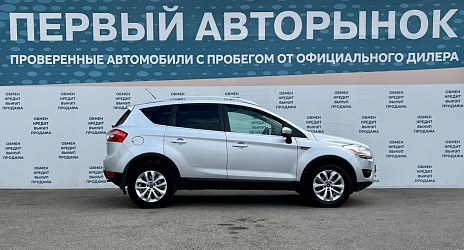 Ford Kuga, 2011г, передний привод, автомат