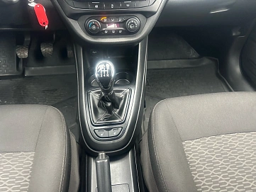 Lada (ВАЗ) Vesta, 2019г, передний привод, механика