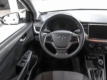 Hyundai Solaris, 2019г, передний привод, автомат