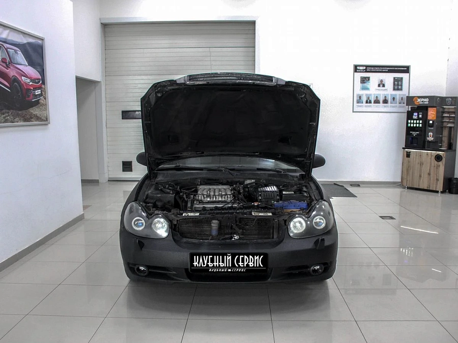 Hyundai Sonata, 2005г., передний привод, автомат