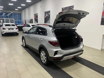 Kia Rio, 2021г., передний привод, автомат