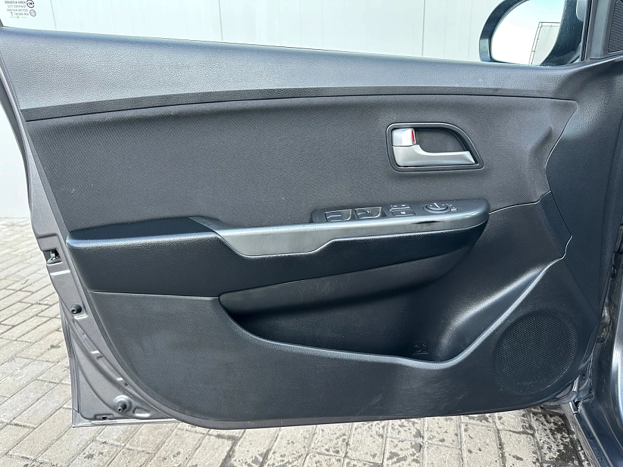 Kia Rio, 2013г., передний привод, автомат