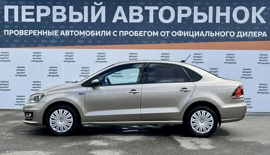 Volkswagen Polo, 2017г., передний привод, автомат