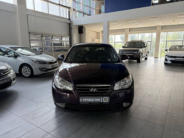 Hyundai Elantra, 2008г., передний привод, автомат