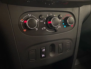 Renault Sandero, 2019г, передний привод, механика