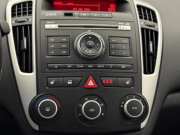 Kia Ceed, 2012г., передний привод, автомат