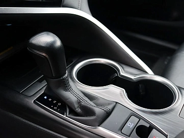 Toyota Camry, 2021г, передний привод, автомат