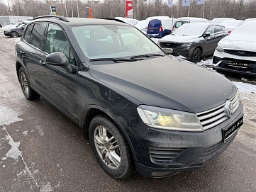 Volkswagen Touareg, 2015г, полный привод, автомат