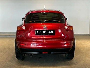 Nissan Juke, 2013г, передний привод, автомат