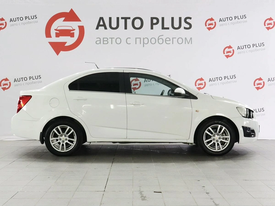 Chevrolet Aveo, 2013г., передний привод, механика
