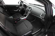 Opel Astra, 2012г., передний привод, автомат