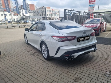 Toyota Camry, 2019г, передний привод, автомат