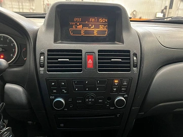 Nissan Almera, 2006г, передний привод, механика