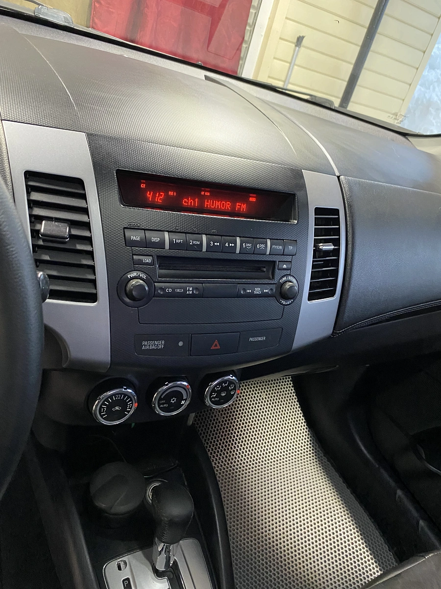 Peugeot 4007, 2010г., полный привод, вариатор