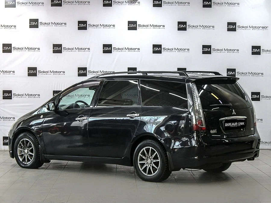 Mitsubishi Grandis, 2006г., полный привод, автомат
