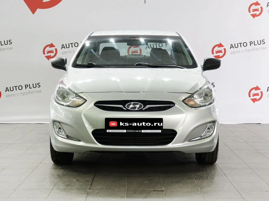 Hyundai Solaris, 2012г., передний привод, механика