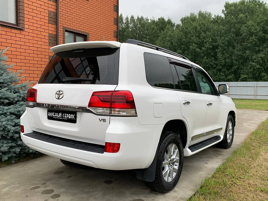 Toyota Land Cruiser, 2016г., полный привод, автомат