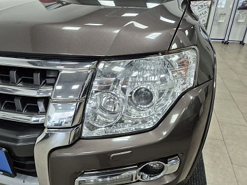 Mitsubishi Pajero, 2015г., полный привод, автомат