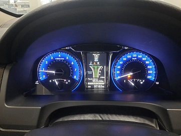Toyota Camry, 2017г, передний привод, автомат