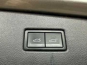 Volkswagen Tiguan, 2018г, полный привод, робот