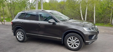 Volkswagen Touareg, 2015г, полный привод, автомат