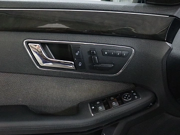 Mercedes-Benz E-Класс, 2009г, задний привод, автомат