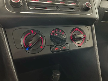 Volkswagen Polo, 2016г, передний привод, механика