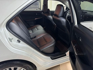 Toyota Camry, 2015г, передний привод, автомат
