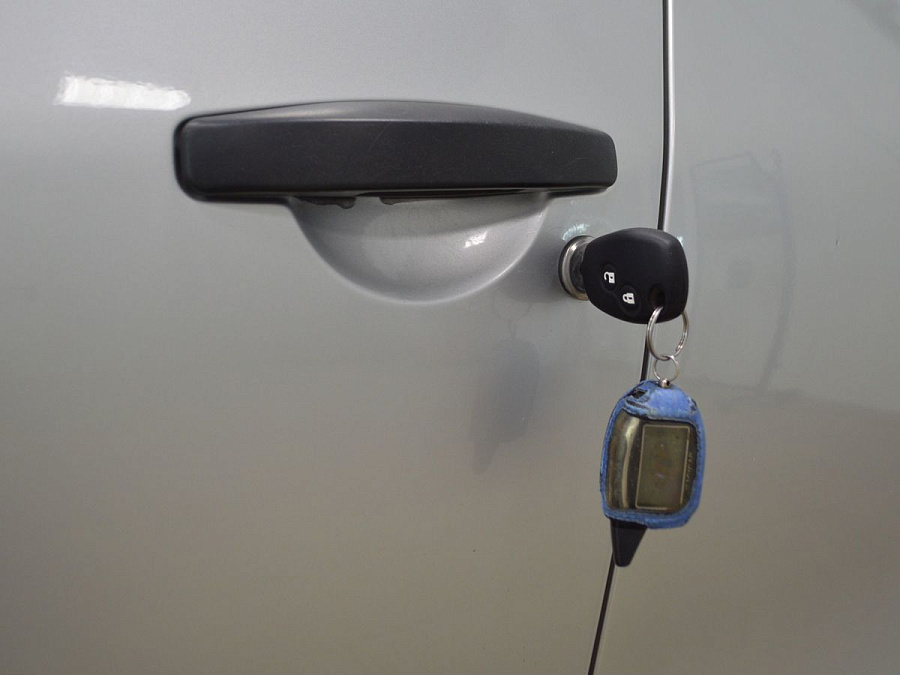 Nissan Terrano, 2015г., передний привод, автомат