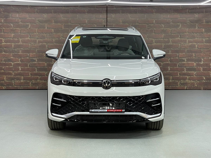 Volkswagen Tiguan, 2024г., полный привод, робот