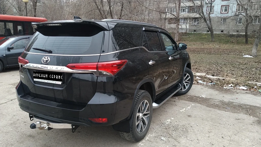 Toyota Fortuner, 2018г., полный привод, автомат
