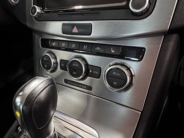 Volkswagen Passat CC, 2012г, передний привод, робот