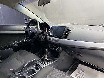 Mitsubishi Lancer, 2010г, передний привод, механика