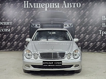Mercedes-Benz E-Класс, 2004г, задний привод, автомат