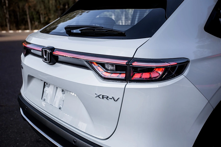 Honda Vezel, 2024г., передний привод, вариатор