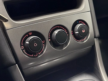 Peugeot 308, 2011г, передний привод, автомат