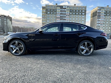Infiniti Q70, 2015г, полный привод, автомат
