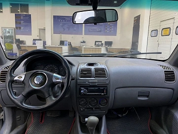 Hyundai Accent, 2004г, передний привод, механика