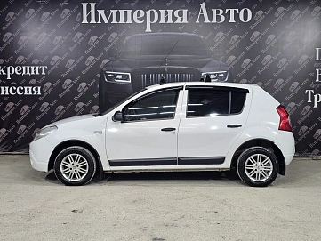 Renault Sandero, 2012г, передний привод, механика