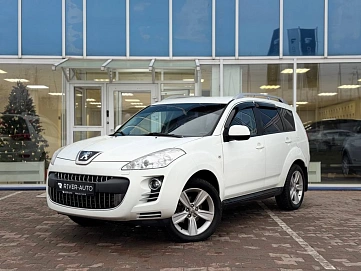 Peugeot 4007, 2011г, полный привод, вариатор